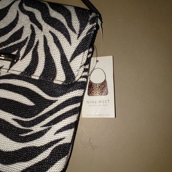 Nine West Zebra Print Crossbody Small Bag Black White Snap Closure Strap - Picture 10 of 10